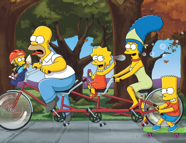 Um padrão que seria consagrado com Os Simpsons, a família em animação que revolucionou para sempre o formato. No ar até hoje após 26 anos, é a sitcom mais longeva dos EUA. Homer, Marge, Bart, Lisa e Maggie se tornaram ícones pop politicamente incorretos