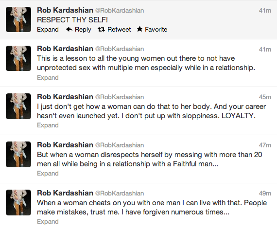 Rob ficou magoado com o término com Rita Ora e saiu falando muitas barbaridades no Twitter. Disse que a ex saiu com mais 20 de caras e não se protegeu em nenhuma relação... Baixariaaaaa!