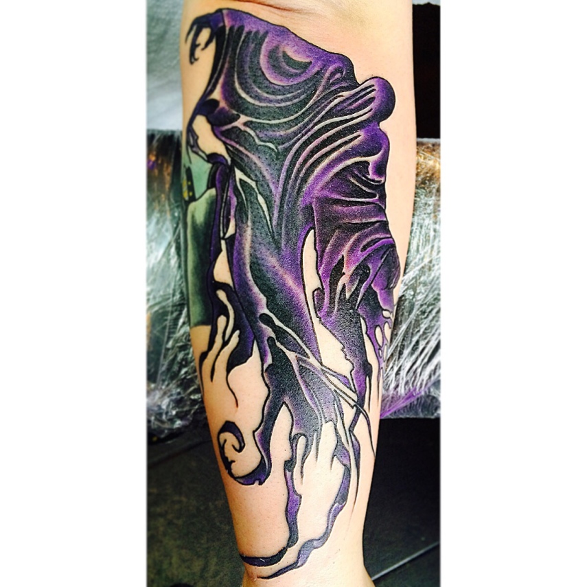 Fãs homenageiam Harry Potter fazendo tatuagens