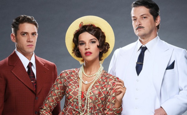 A versão teatral e musical do livro estreou em São Paulo em 10 de julho de 2015, com direção de Miguel Falabella