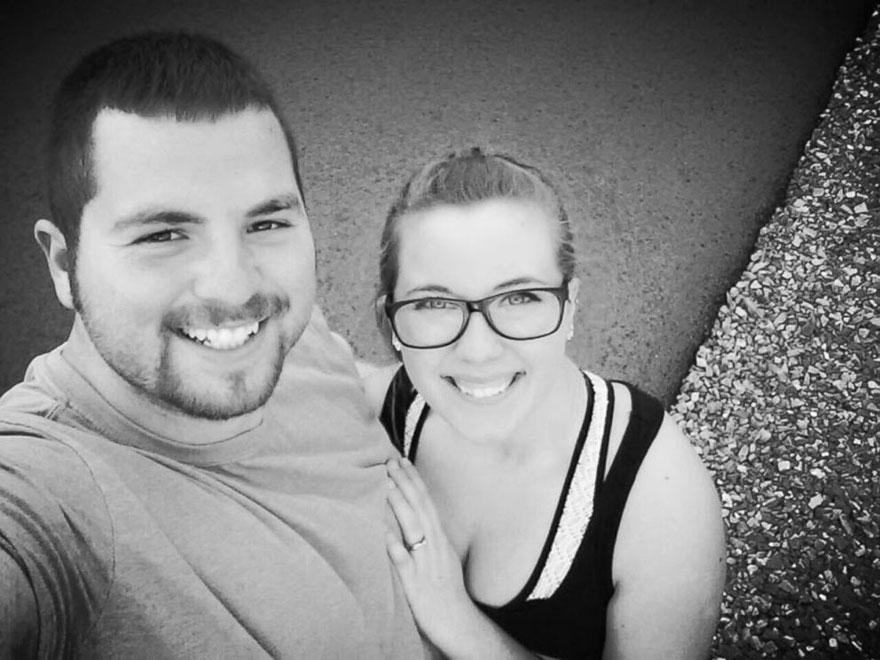 Casal estadunidense vai se casar pela segunda vez, depois de a mulher perder as recordações da primeira cerimônia em razão de um acidente de carro