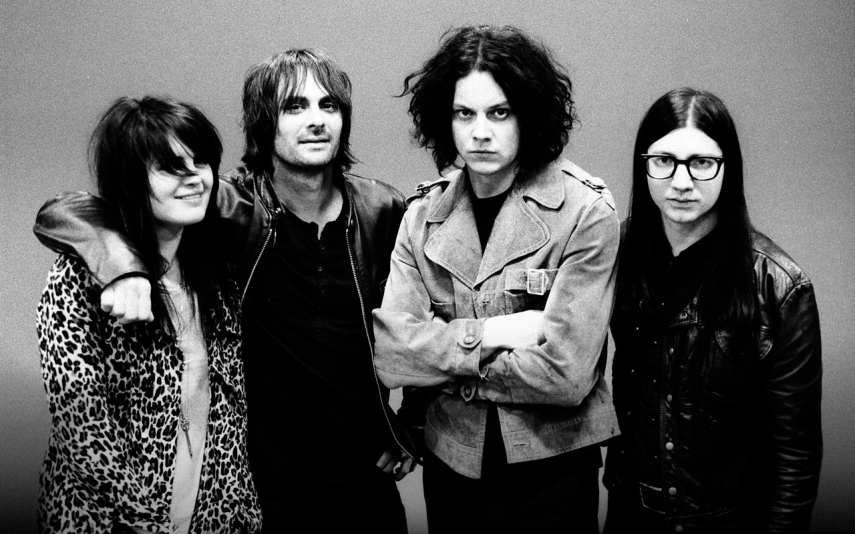 Para Jack White, agora é a vez de voltar com o Dead Weather, que vai lançar seu terceiro álbum esse ano. Dá pra esperar um rock de garagem bastante sujo e com a cara do White.