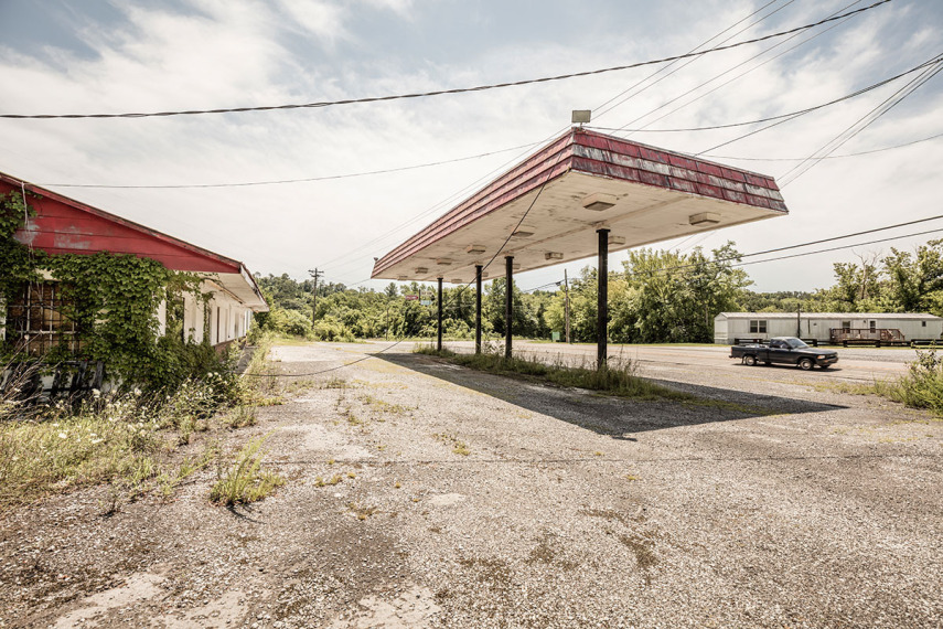 Robert Götzfried viajou o sul dos EUA para fazer a série de retratos Fill'er up!