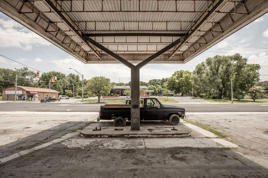 Robert Götzfried viajou o sul dos EUA para fazer a série de retratos Fill'er up!