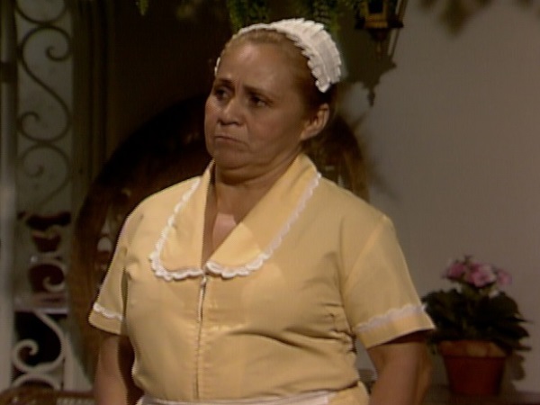 Mas o exemplo máximo de fidelidade no assunto é Mina (Ilva Niño), a empregada da Viúva Porcina (Regina Duarte), sempre atenta aos berros da patroa: 