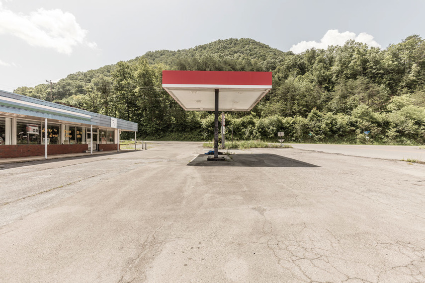 Robert Götzfried viajou o sul dos EUA para fazer a série de retratos Fill'er up!