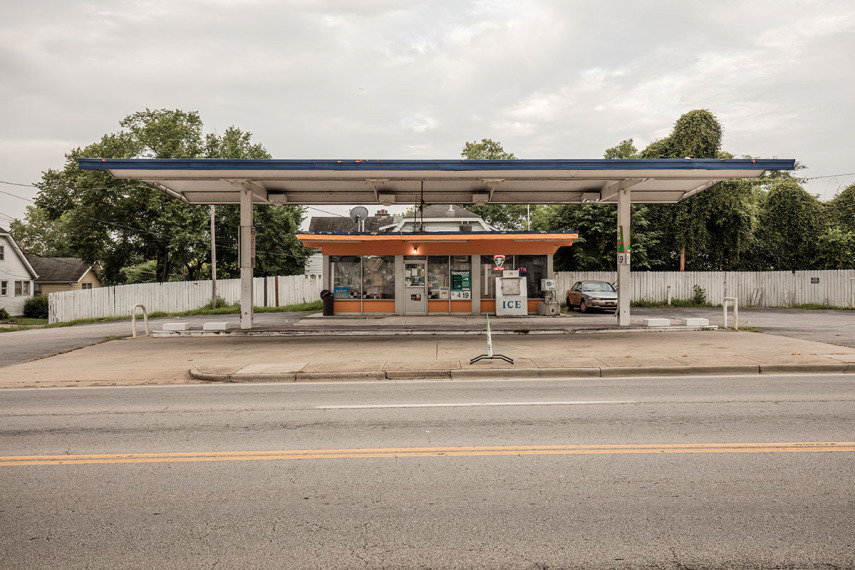 Robert Götzfried viajou o sul dos EUA para fazer a série de retratos Fill'er up!