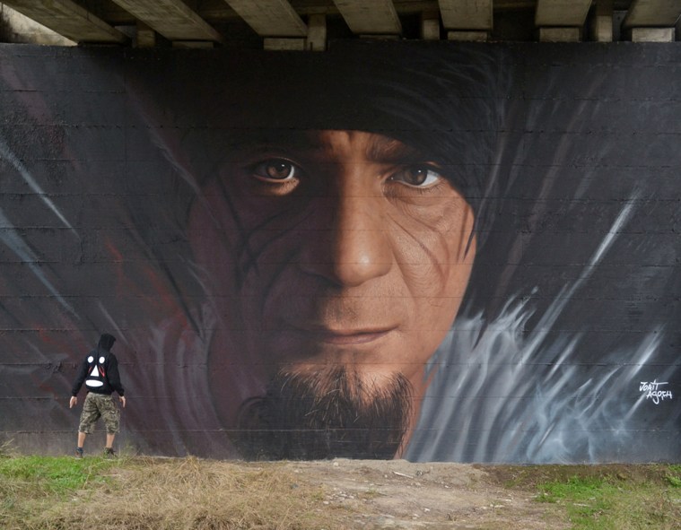 Italiano faz grafites hiper-realistas gigantes usando latas de spray