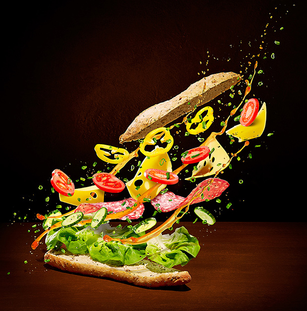 O fotógrafo Piotr Gregorczyk clicou a série de imagens Flying Food