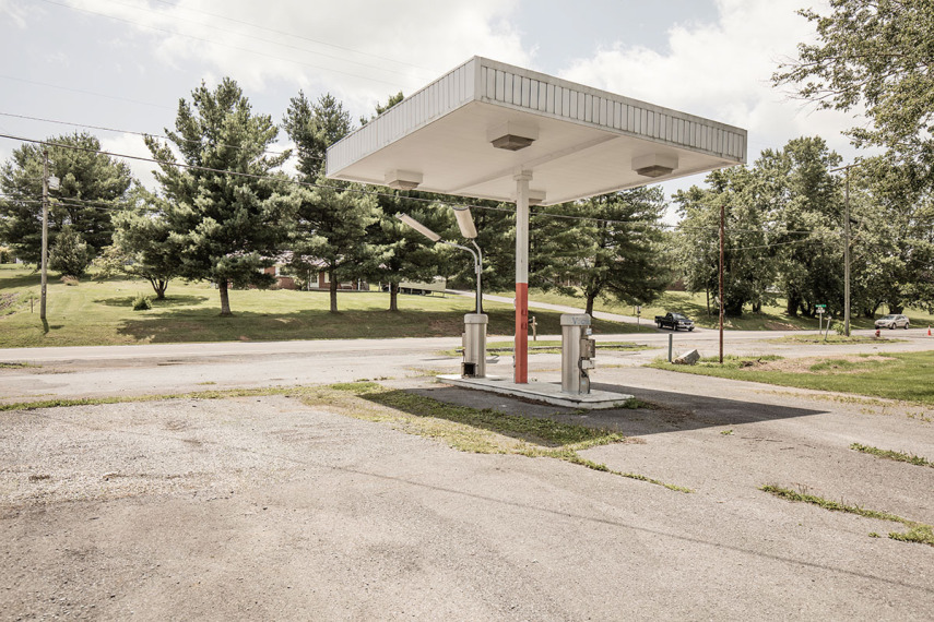 Robert Götzfried viajou o sul dos EUA para fazer a série de retratos Fill'er up!