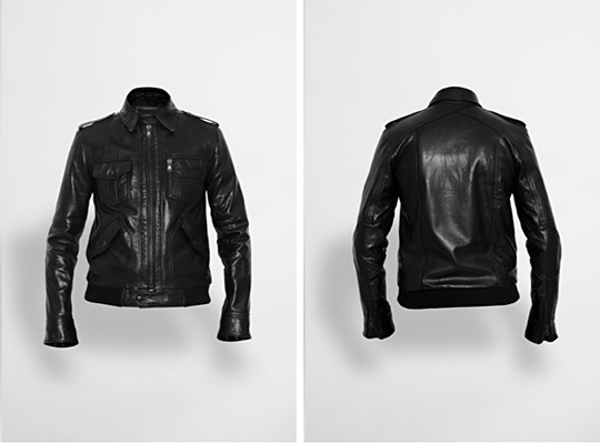 Pois é, até o Kings of Leon entrou nessa! Em colaboração com a Surface To Air, eles lançaram uma coleção inspirada nos looks da banda.