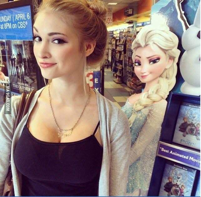Essa garota e Elsa, de Frozen (ai, meu corassaum)