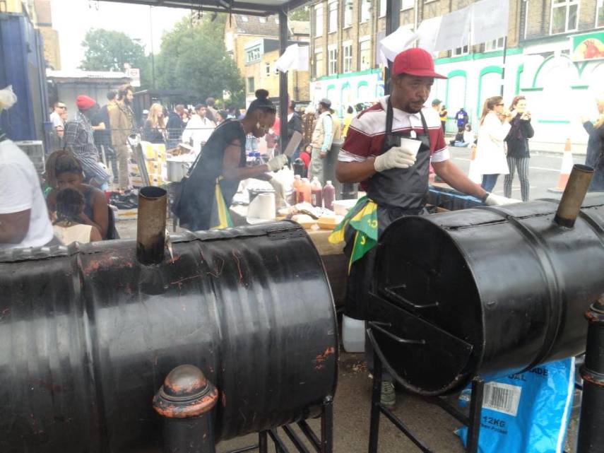 O carnaval de rua de Notting Hill é um doideira só