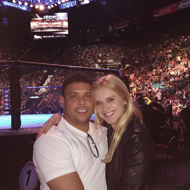 UFC também tá na lista de programas favoritos dos dois. Gracinha, né?
