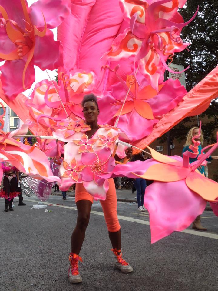O carnaval de rua de Notting Hill é um doideira só