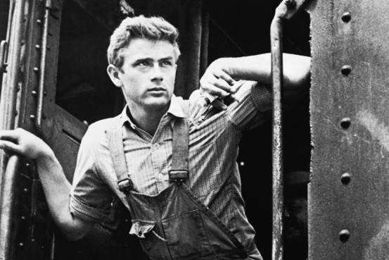 Mas, estranhamente, a morte de James Dean transformou-o em imortal