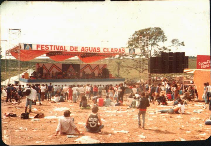 Palco do festival de Águas claras.