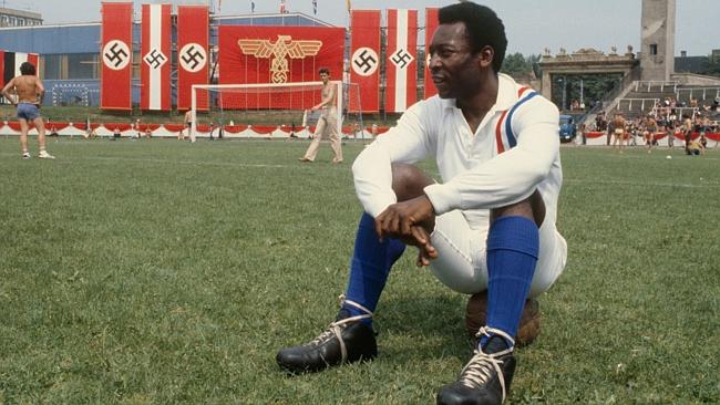 Pelo jeito, o Brasil pode ganhar Hollywood. Foi-se o tempo em que a indústria americana só se interessava por figuras folclóricas do Brasil, como... Pelé