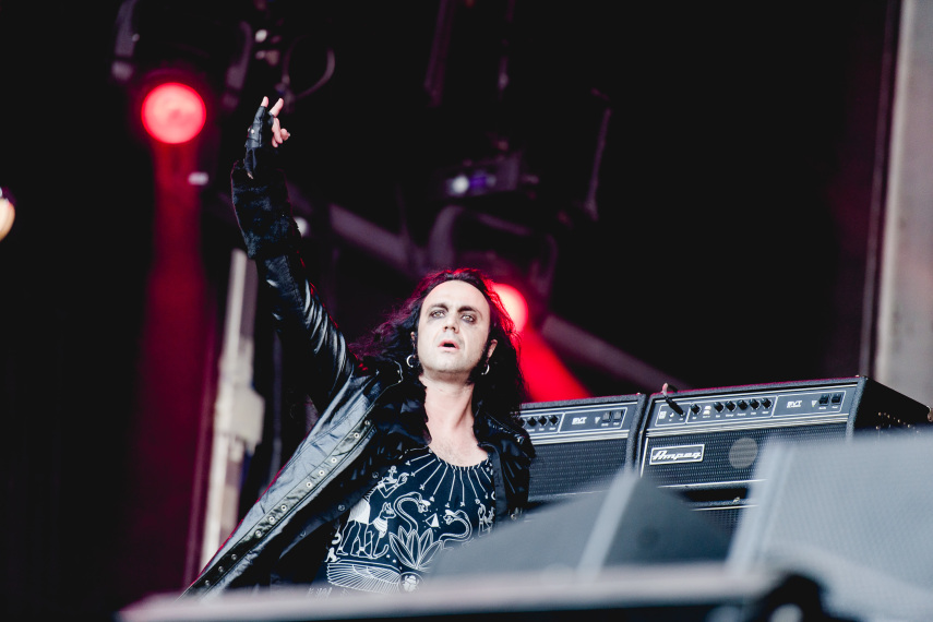 Moonspell e Derrick Green