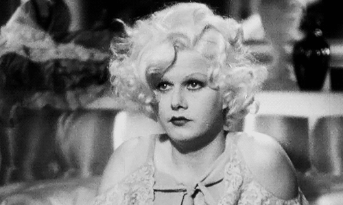 Jean Harlow foi uma atriz norte-americana de cinema, que antecedeu Marilyn Monroe como a primeira atriz loira platinada a explorar seu sex-appeal. Ela ficou conhecida como 