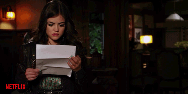 Quatro é o número: As garotas acham que podem evitar A, mas os problemas estão longe de terminar. Hannah não é mais a única queridinha de seu pai, Spencer enfrenta um karma acadêmico, Emily esconde seus sentimentos para não magoar Maya, e Aria carrega o peso do erro cometido por seu pai.