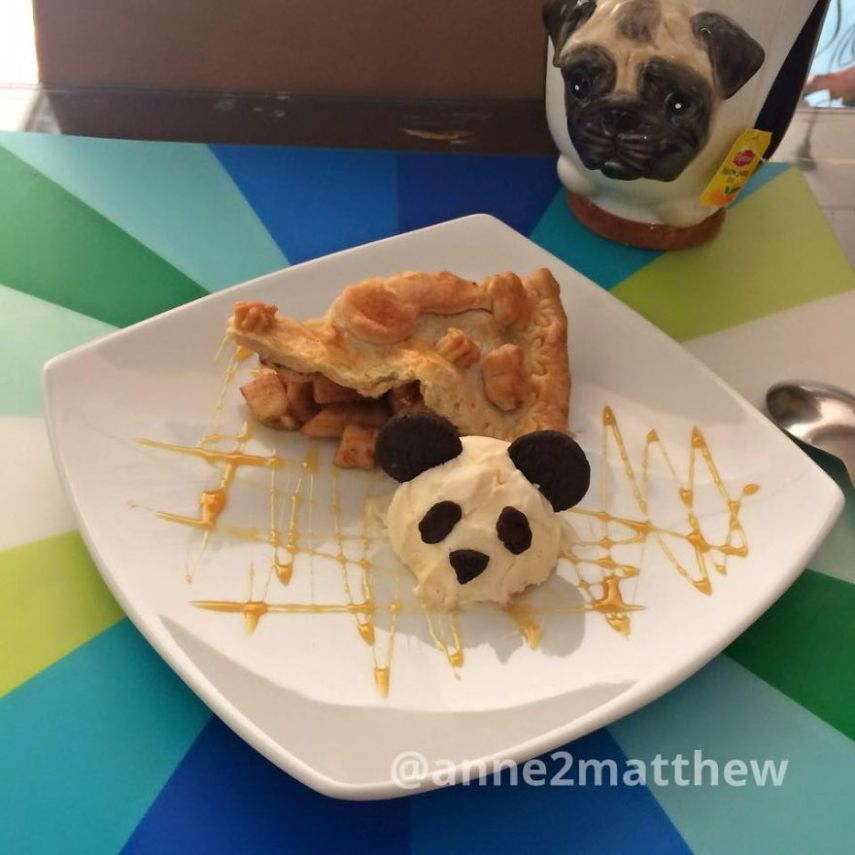 Mãe transforma a refeição dos quatro filhos em brincadeira fazendo pratos artísticos