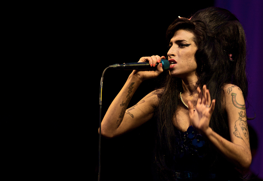 O auge desse fest foi a presença da diva Amy Winehouse, que causou fazendo um show que dividiu opiniões. Mas Bruno Mars e Florence + The Machine também estiveram em outras edições.