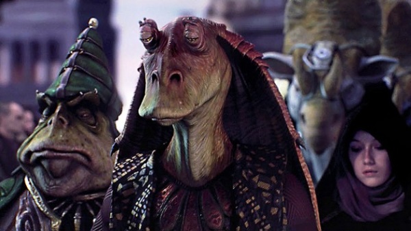 Jar Jar Binks ainda atuou no Episódio III, 