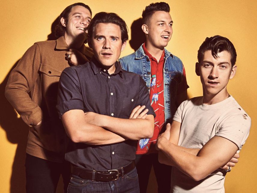 Arctic Monkeys, entre US$ 150 mil  (R$ 586 mil) e US$ 249.999 (R$ 976 mil).