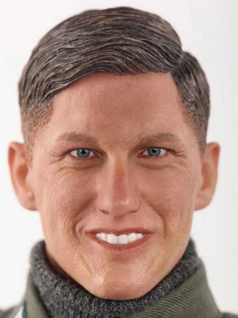 Empresa chinesa cria boneco nazista de Schweinsteiger