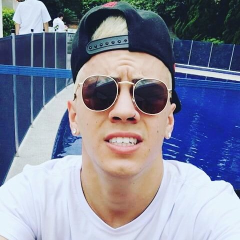 Biel tentou, tentou, tentou...