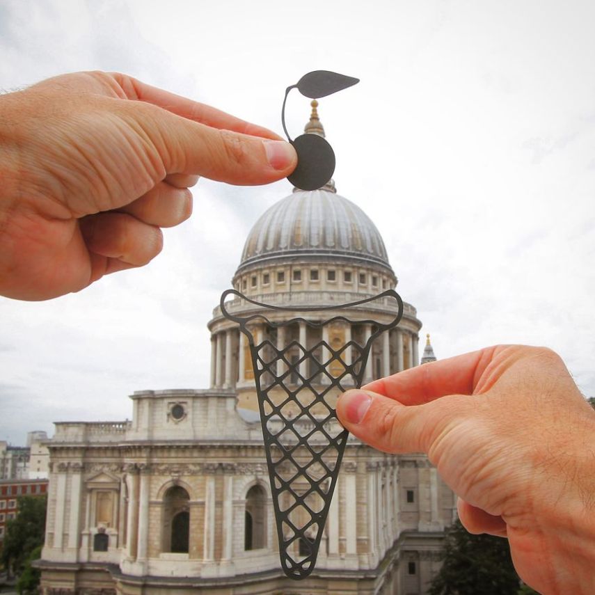 O inglês Rich McCor utiliza recortes de papel para 'transformar' pontos turísticos pela Europa