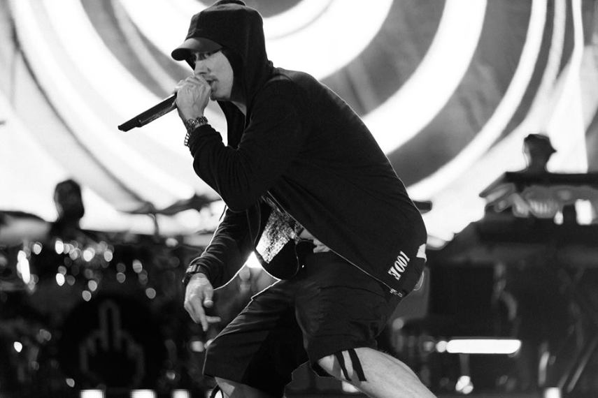 Eminem, de US$ 750 mil (R$ 2.942 milhões) a US$ 999.99 (R$ 3.923 milhões).