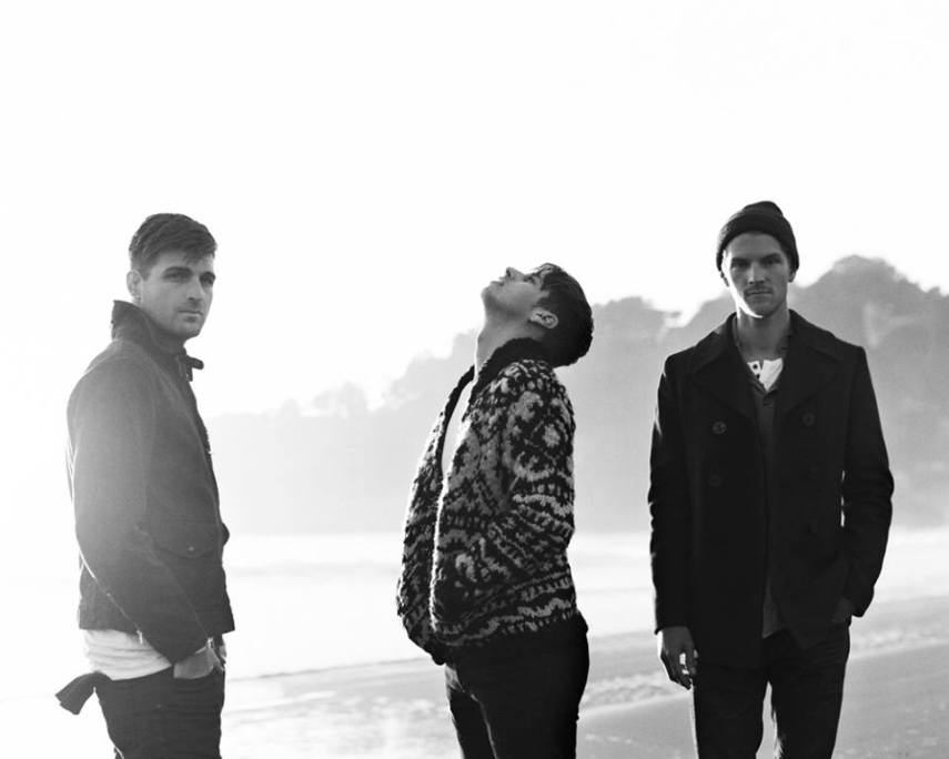 Foster The People, de US$ 500 mil (R$ 1.953 milhão) a US$ 749.999 (R$ 2.930 milhões).