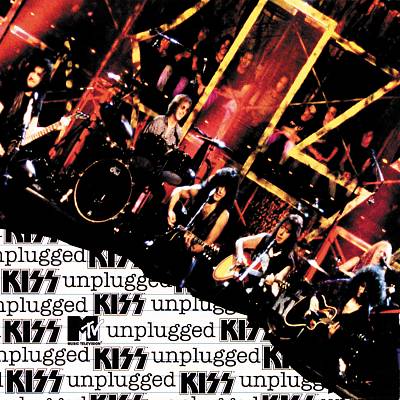 Ok, foi um acústico sem máscara, mas dane-se, é o Kiss!!