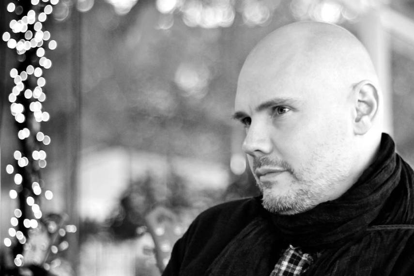 The Smashing Pumpkins, entre US$ 150 mil  (R$ 586 mil) e US$ 249.999 (R$ 976 mil).