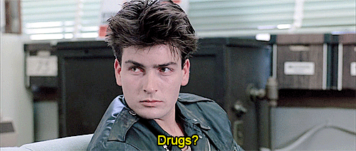Charlie Sheen, o pior de todoooooos! O tempo passou e ele não mudou tanto assim, infelizmente...