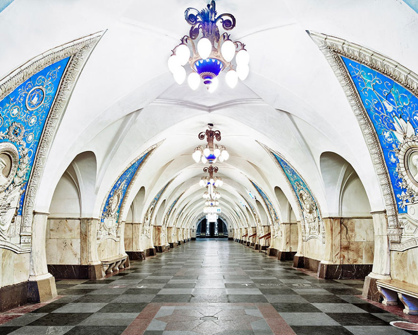 Fotógrafo canadense faz cliques incríveis das estações de metrô em Moscou, na Rússia