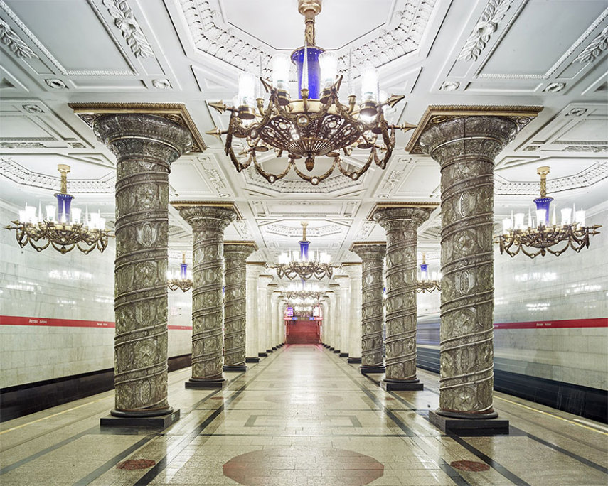 Fotógrafo canadense faz cliques incríveis das estações de metrô em Moscou, na Rússia