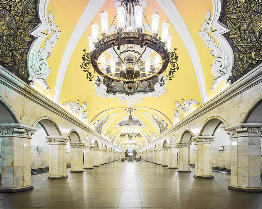 Fotógrafo canadense faz cliques incríveis das estações de metrô em Moscou, na Rússia