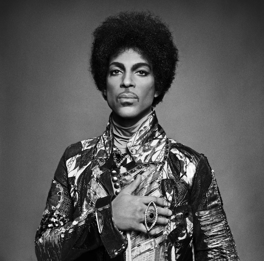 Prince, entre US$ 1,5 milhão (R$ 5,92 milhões) a US$ 2 milhões (R$ 7,89 milhões).