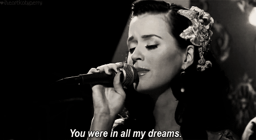 Logo no início da carreira, Katy mandou um 