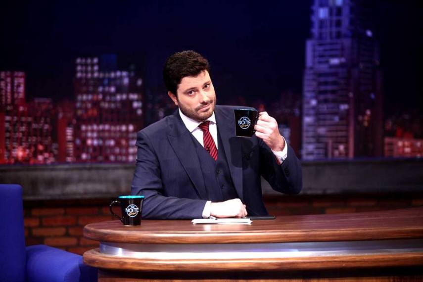 Também no SBT, Danilo Gentili e seu talk-show batem em 2º lugar