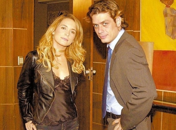 Renato competia com Laura (Cláudia Abreu) para ver quem era mais malvado. A dupla foi o grande destaque da história