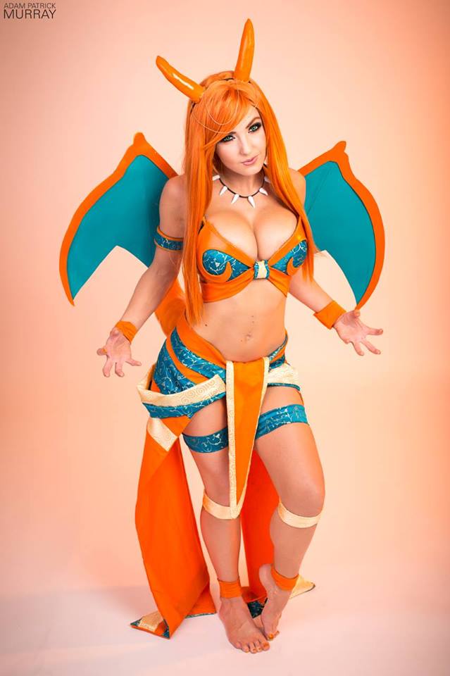 Jessica Nigri já é famosa no mundo cosplayer com suas dezenas de fantasias em eventos ao redor do mundo. No Facebook, já passou dos 3,5 milhões de likes.