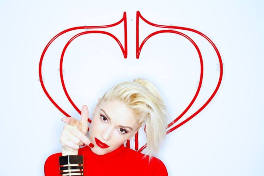 Gwen trabalhou como faxineira numa rede de fast-food. A diva do No Doubt também foi vendedora de maquiagens em uma loja de departamento, em Los Angeles.