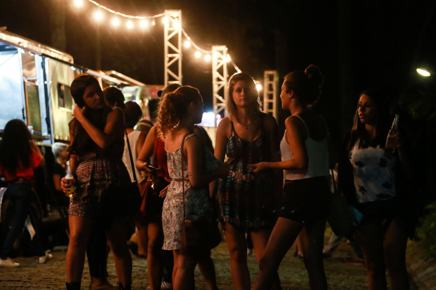 Público aproveitou a primeira edição do festival Mimo no Parque Lage, no Rio de Janeiro