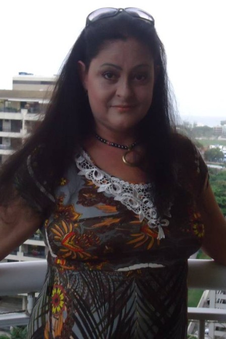Depois, Simone sumiu da vida artística. Reapareceu tempos depois como pastora, e em 2015, aos 55 anos, se converteu ao judaísmo