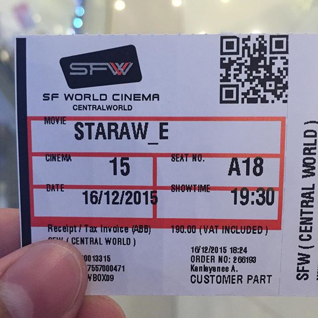 Fãs de Star Wars usaram redes sociais para mostrar os ingressos da estreia
