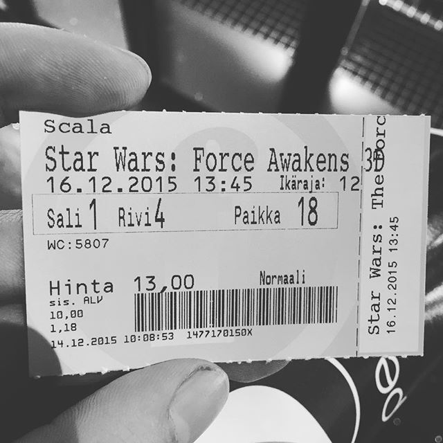 Fãs de Star Wars usaram redes sociais para mostrar os ingressos da estreia
